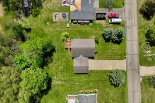 475 Greenbriar Pl, Jonesville, MI 49250 - Photo 42