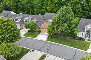 39639 Dun Rovin Dr, Northville, MI 48168 - Photo 52