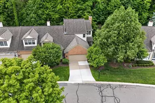 39639 Dun Rovin Dr, Northville, MI 48168 - Photo 50