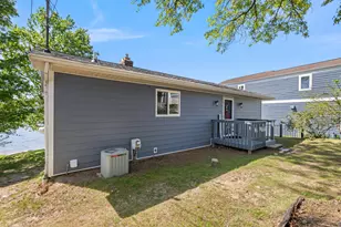1304 N Eagle Lake Dr, Kalamazoo, MI 49009 - Photo 14