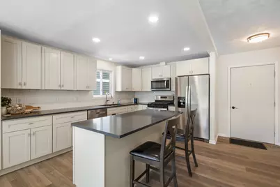 1304 N Eagle Lake Drive, Kalamazoo, MI 49009 - Photo 26