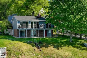 1304 N Eagle Lake Dr, Kalamazoo, MI 49009 - Photo 4