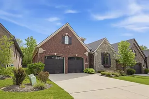11808 Tuscany Ct, Plymouth, MI 48170 - Photo 2