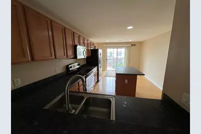 3202 Camden Drive, Troy, MI 48084 - Photo 4