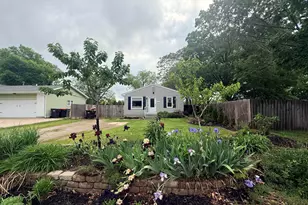 3233 Wayburn Ave SW, Grandville, MI 49418 - Photo 2
