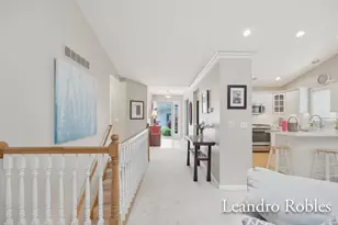 2027 Krislin Dr NE, Grand Rapids, MI 49505 - Photo 14