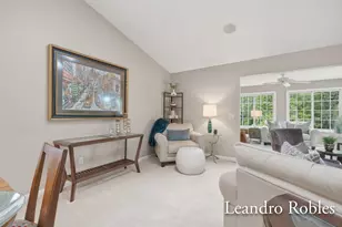2027 Krislin Dr NE, Grand Rapids, MI 49505 - Photo 20