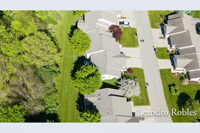 2027 Krislin Drive NE #27, Grand Rapids, MI 49505 - Photo 60