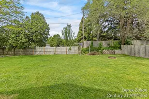 613 Shawmut Blvd NW, Grand Rapids, MI 49504 - Photo 26