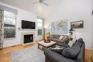 3339 Elsinore Ct, Ann Arbor, MI 48105 - Photo 6