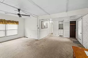 39391 Sandy Ridge Cir, Mattawan, MI 49071 - Photo 10