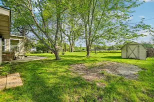 524 Winters Eave Dr, Flushing, MI 48433 - Photo 6