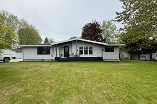 906 Mitchell St, Ludington, MI 49431 - Photo 60