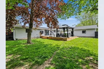906 Mitchell Street, Ludington, MI 49431 - Photo 8
