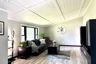 906 Mitchell St, Ludington, MI 49431 - Photo 26