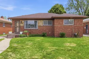 21630 Westhampton St, Oak Park, MI 48237 - Photo 2