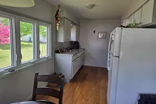 817 E Melendy St, Ludington, MI 49431 - Photo 12