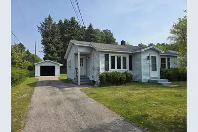 817 E Melendy Street, Ludington, MI 49431 - Photo 4