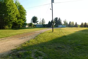 10485 Bagley Ave, Grant, MI 49327 - Photo 18