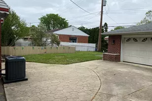 1761 Grange Rd, Trenton, MI 48183 - Photo 20