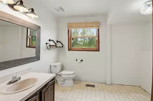 2536 W Coon Lake Rd, Howell, MI 48843 - Photo 20