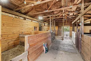 2536 W Coon Lake Rd, Howell, MI 48843 - Photo 26
