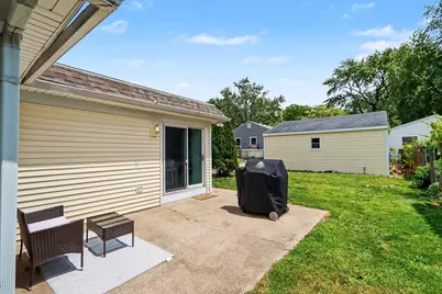 330 N Riverview Drive, Kalamazoo, MI 49004 - Photo 26