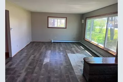 1056 E Parkdale Avenue, Manistee, MI 49660 - Photo 16