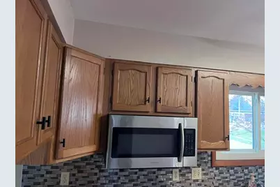 1056 E Parkdale Avenue, Manistee, MI 49660 - Photo 12