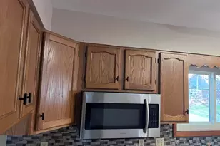 1056 E Parkdale Ave, Manistee, MI 49660 - Photo 12