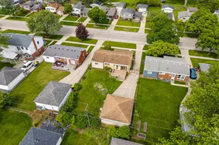 3233 Grange Rd, Trenton, MI 48183 - Photo 34