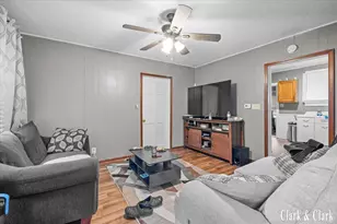 720 Hill Ave, Muskegon, MI 49442 - Photo 12