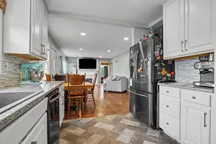 604 E Chicago Rd, White Pigeon, MI 49099 - Photo 4