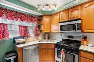 539 Mayflower Ave, Lincoln Park, MI 48146 - Photo 12