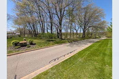14102 Bridgeview Pointe, Vicksburg, MI 49097 - Photo 4