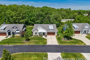 6415 Copperleaf Ct, Holland, MI 49423 - Photo 8