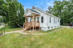 1222 Boston St SE, Grand Rapids, MI 49507 - Photo 2