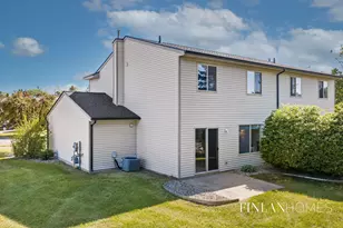520 Lawrence Ave, Wayland, MI 49348 - Photo 2