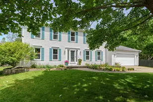 7116 Crown Pointe Cir, Portage, MI 49024 - Photo 2