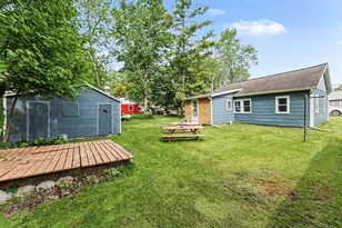 588 Pleasant Dr, Gregory, MI 48137 - Photo 16