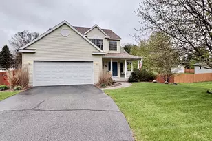 7277 11 Mile Rd NE, Rockford, MI 49341 - Photo 2