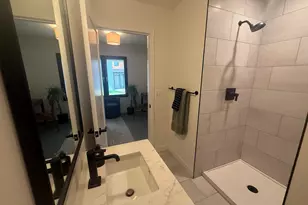 2272 Greenway Trl, Ann Arbor, MI 48104 - Photo 10