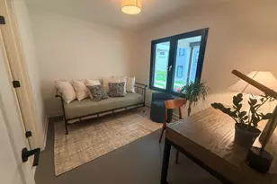 2272 Greenway Trl, Ann Arbor, MI 48104 - Photo 6