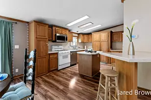 1436 Auble Rd, Muskegon, MI 49445 - Photo 4