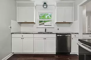 701 Auburn St, Plymouth, MI 48170 - Photo 10
