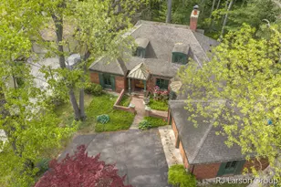 2033 Coronado Dr SE, Grand Rapids, MI 49506 - Photo 46