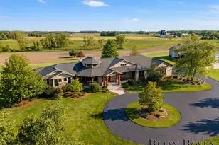 1740 7 Mile Rd NW, Comstock Park, MI 49321 - Photo 4