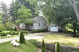 67741 Co Rd 388, South Haven, MI 49090 - Photo 4