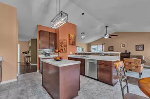 31185 Handsomer Dr, Flat Rock, MI 48134 - Photo 16