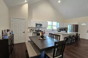 4086 W Commerce Rd, Milford, MI 48380 - Photo 14